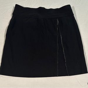 Black side zipper skort | Jofit | Medium